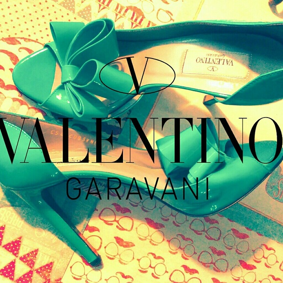 🔛Valentino Green Patentleather Bow D'orsay Pumps - Picture 2 of 5